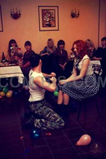 Мужской стриптиз