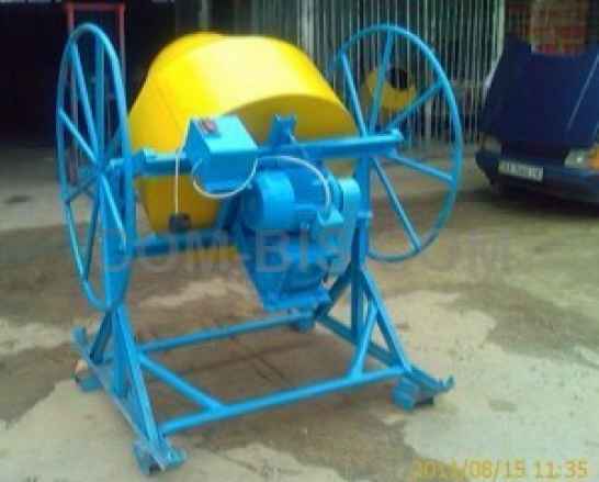 Бетоносмеситель гравитационный БСБА-500/750