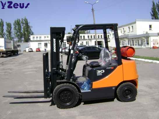 Погрузчик вилочный Doosan G30E5