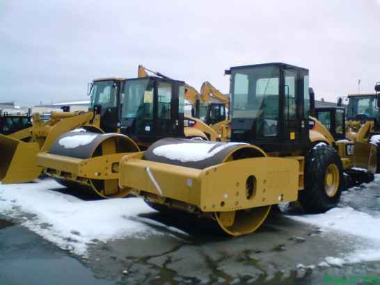 Аренда виброкатка  4-16 тонн, г.Санкт-Петербург