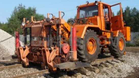 Железнодорожный тягач УПМ