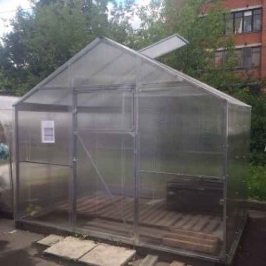 Теплица Домиком