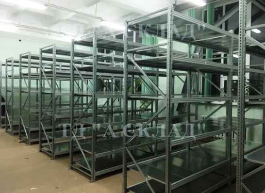 Металлические разборные полочные стеллажи для склада