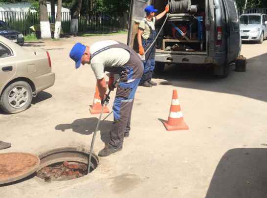 Чистка канализационных труб, Москва