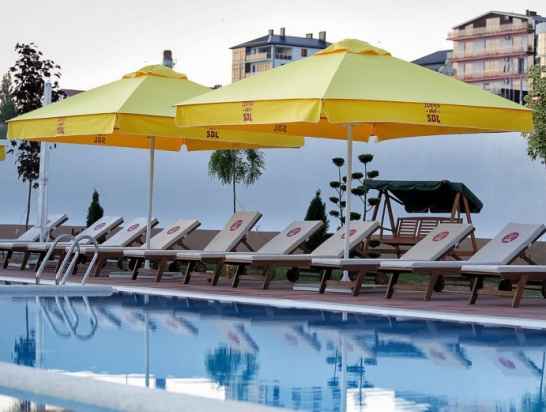 Зонты 3х3 м., 4х4 м. 5х5 м. для кафе, пляжей, ресторанов