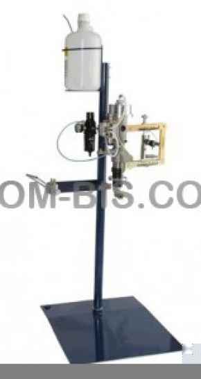 Дозатор смолы и отвердителя для ручного формования 