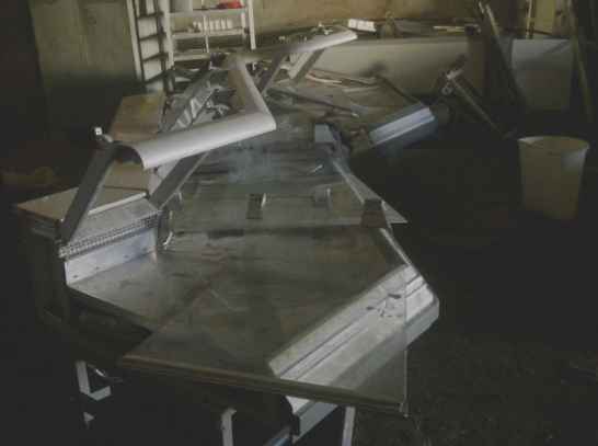 Нержавеющая холодильная витрина б\у зигзаг