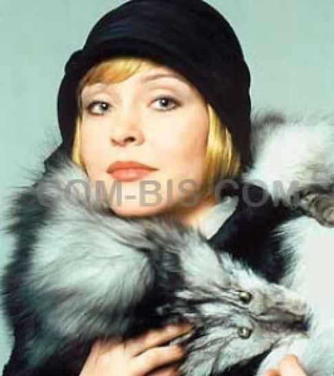 Пошив головных уборов для театров, киностудий.