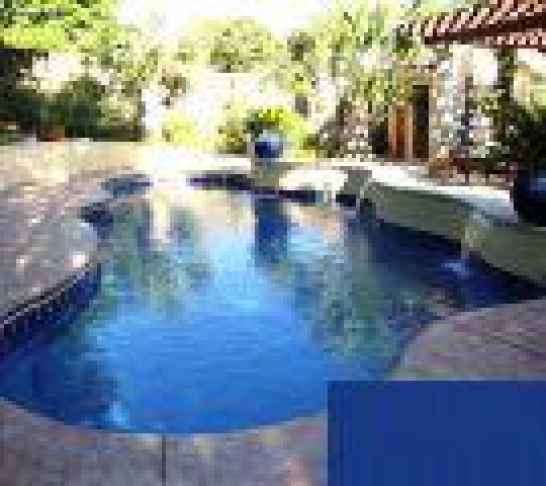 Бассейн  бетонный семейный