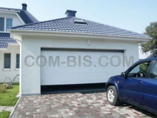 Гаражные секционные ворота SAUBER