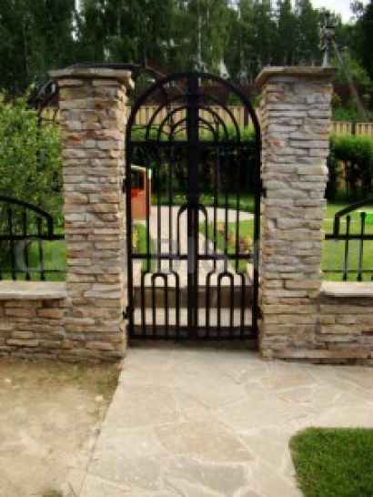 Двустворчатая калитка 