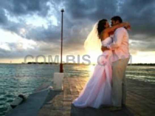 photographer on wedding