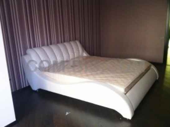 Кровать кожаная GRAZIA  Волна