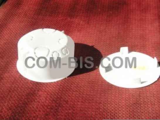 Крышка для разводной коробки под электророзетку «Свіча»