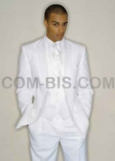 Смокинг белый 