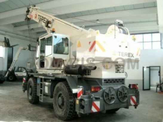 Короткобазовый Автокран TEREX BENDINI A350