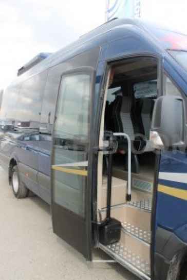 Переоборудование фургонов в пассажирский и медицинский транспорт