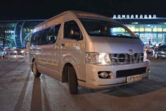 Аренда микроавтобуса Toyota Хайс 11 мест