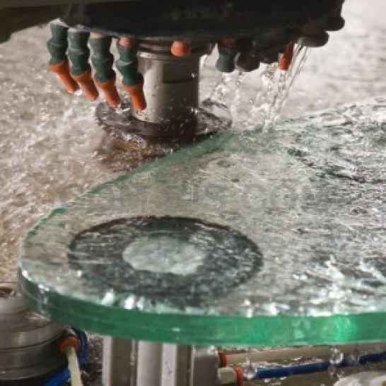 Обработка кромки стекла