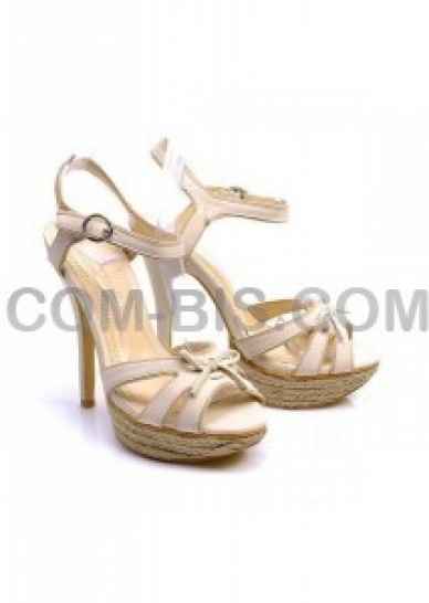 Босоножки Modern на каблуке