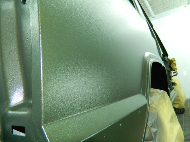 Покраска раптором автомобиля - защитное покрытие RAPTOR U-POL